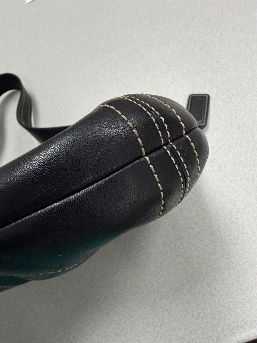 Coach Soho black leather flap shoulder bag - Picture 7 of 8